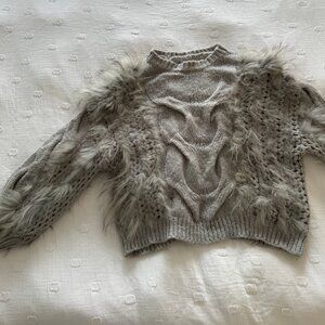 Grey sweater with fur detailing